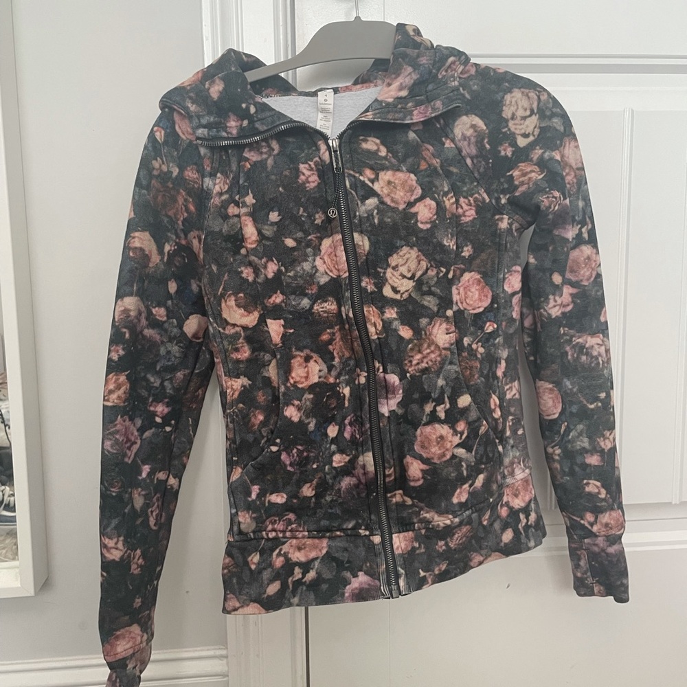 Lululemon floral scuba hoodie IV